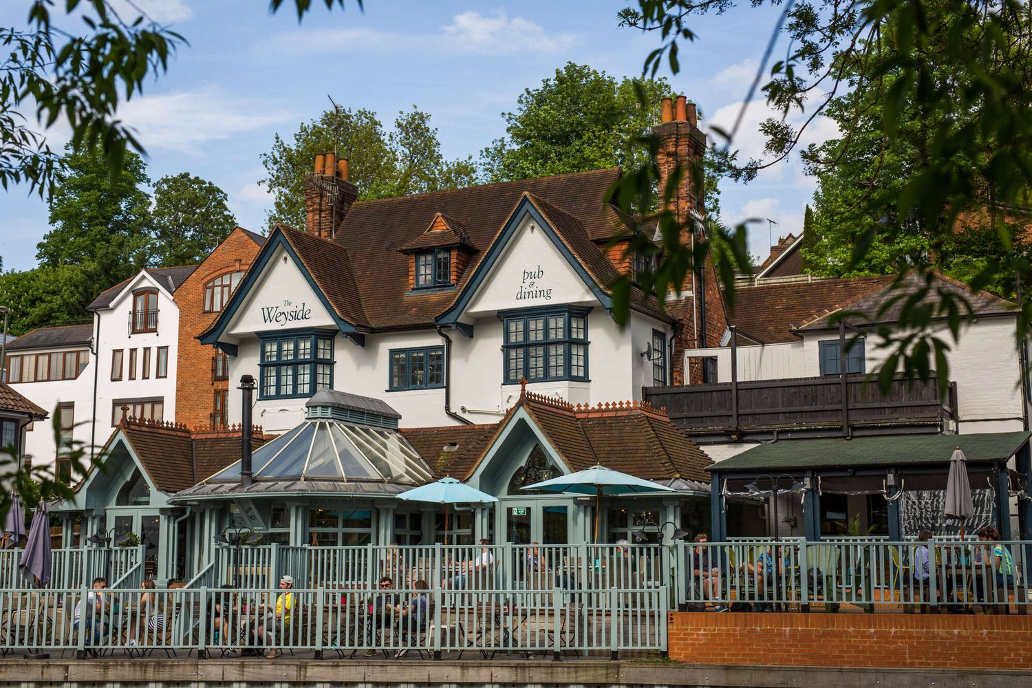 The Weyside | British riverside pub, situated by the river Wey in Guildford